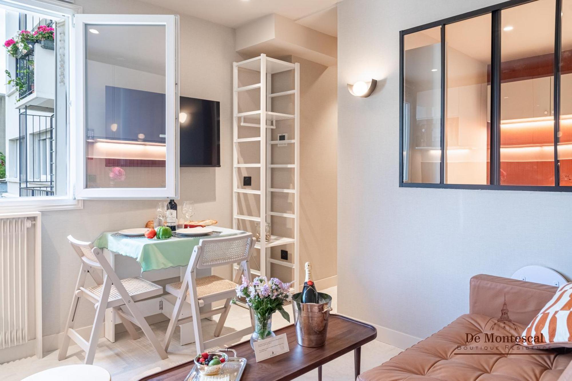 De Montescal Montparnasse Ac Appartment In A Prime Location 22 -36M2 Paris Exterior photo