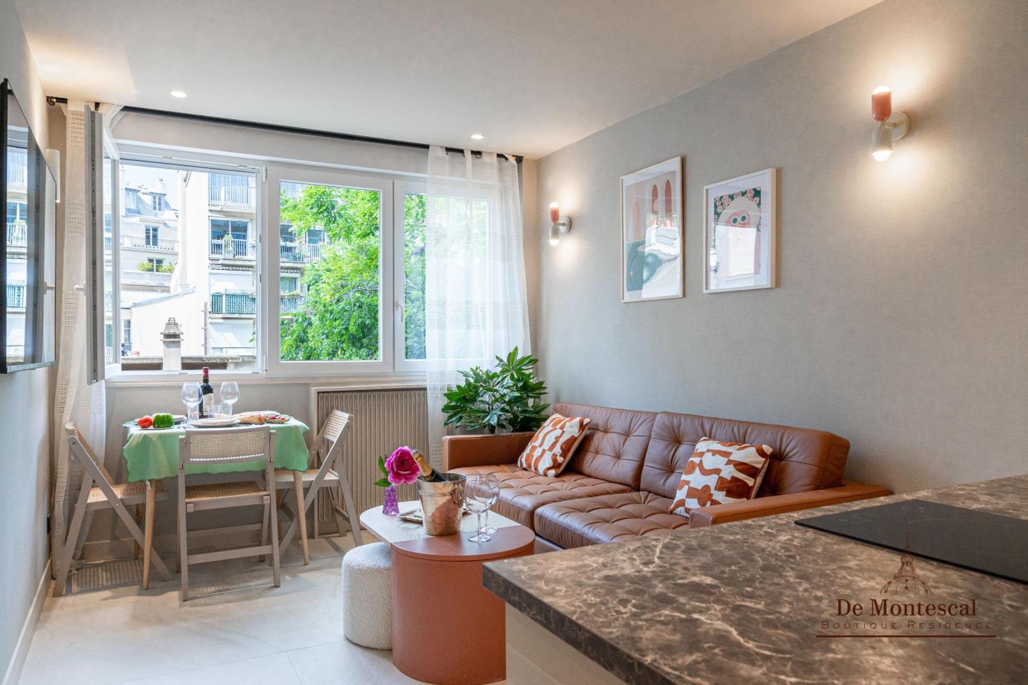 De Montescal Montparnasse Ac Appartment In A Prime Location 22 -36M2 Paris Exterior photo