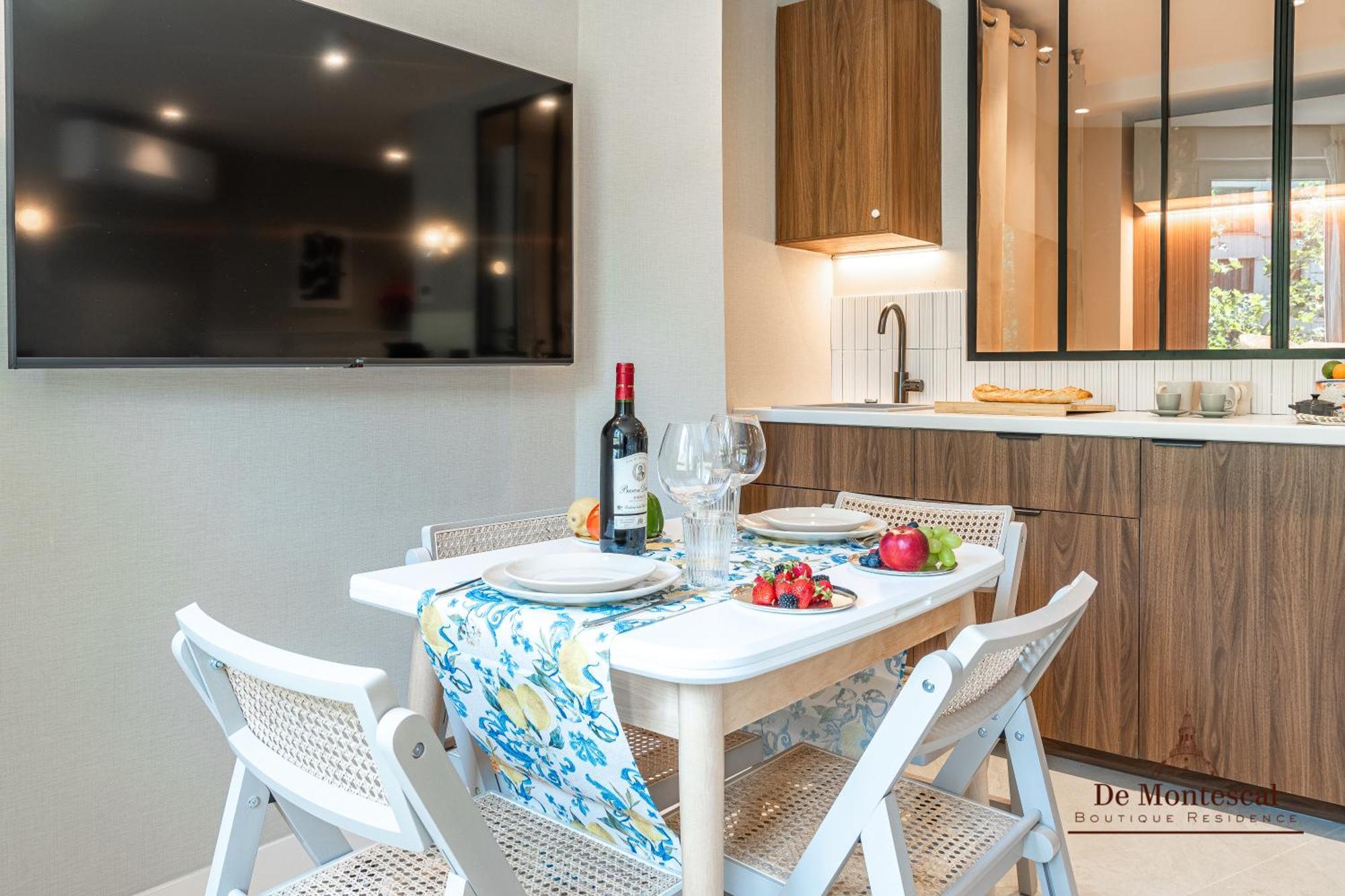 De Montescal Montparnasse Ac Appartment In A Prime Location 22 -36M2 Paris Exterior photo