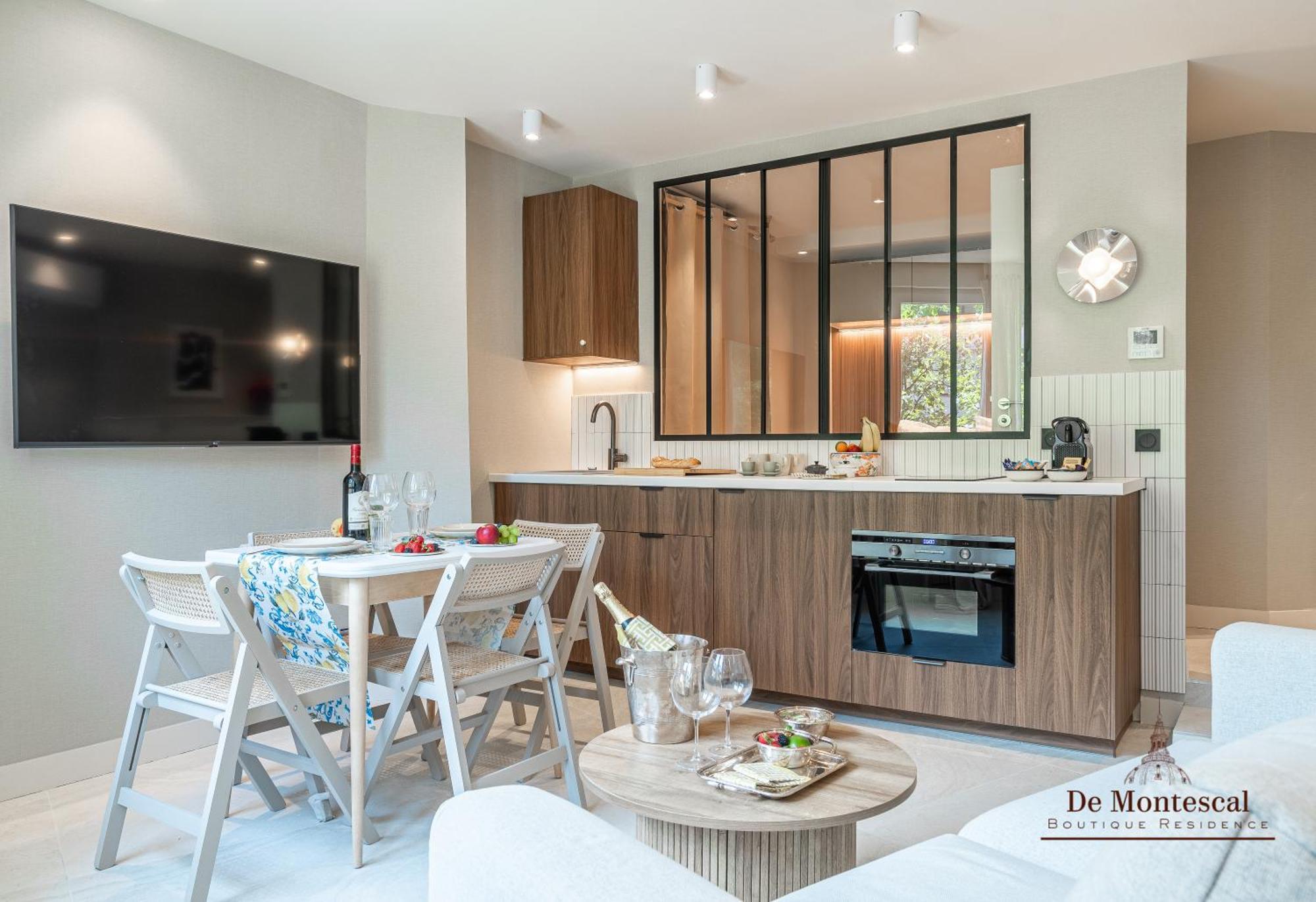 De Montescal Montparnasse Ac Appartment In A Prime Location 22 -36M2 Paris Exterior photo